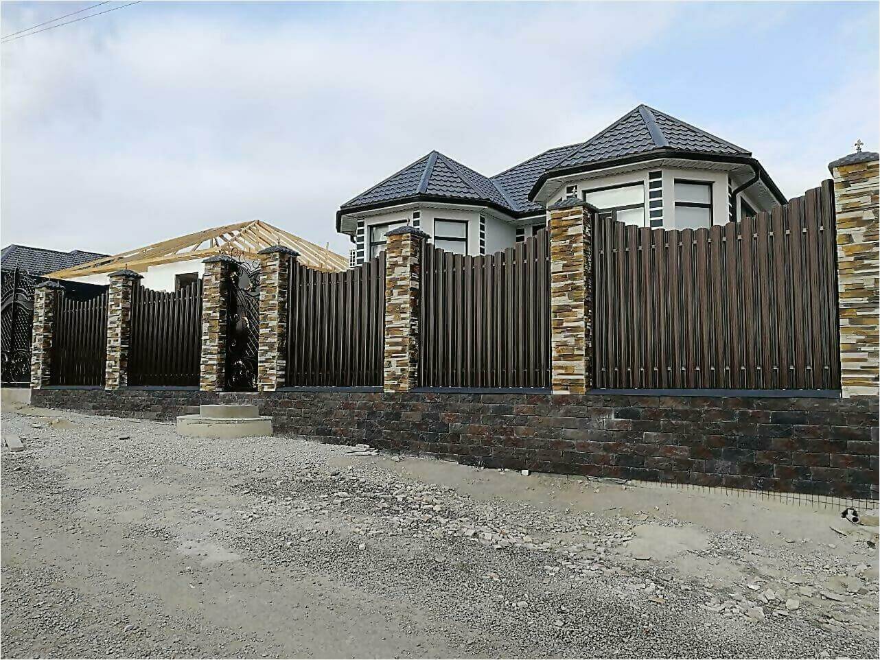 забор из штакетника 110м фото3 в Астрахани