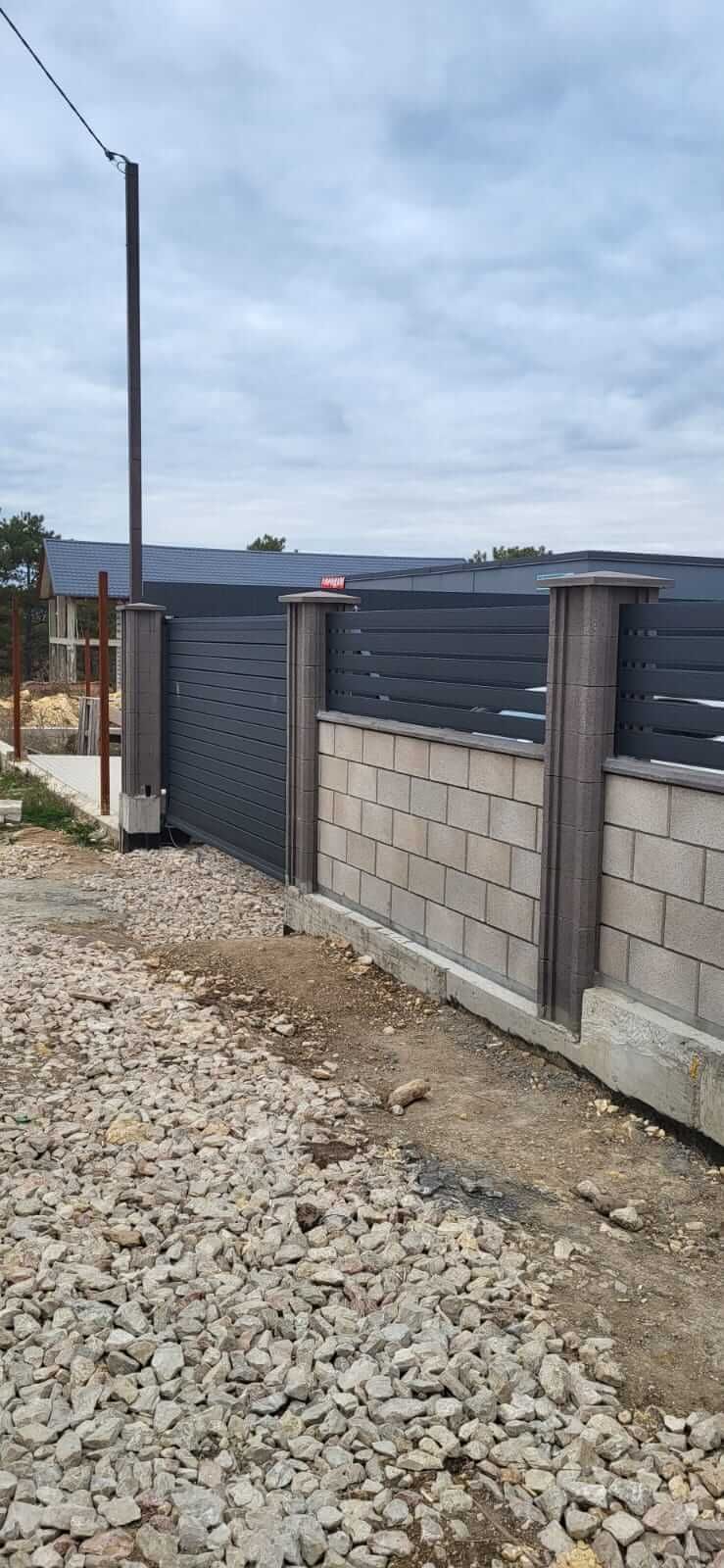 Забор-ранчо из металлопланкена 28м RAL7024 Серый Графит МАТТЕ фото 2 в Астрахани