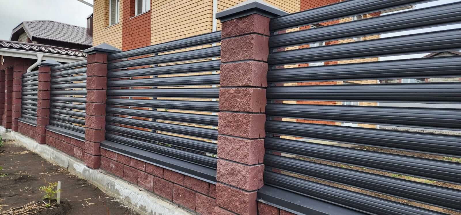Забор-ранчо из штакетника 21м RAL7024/7024 Серый Графит МАТТЕ двусторонний в Астрахани