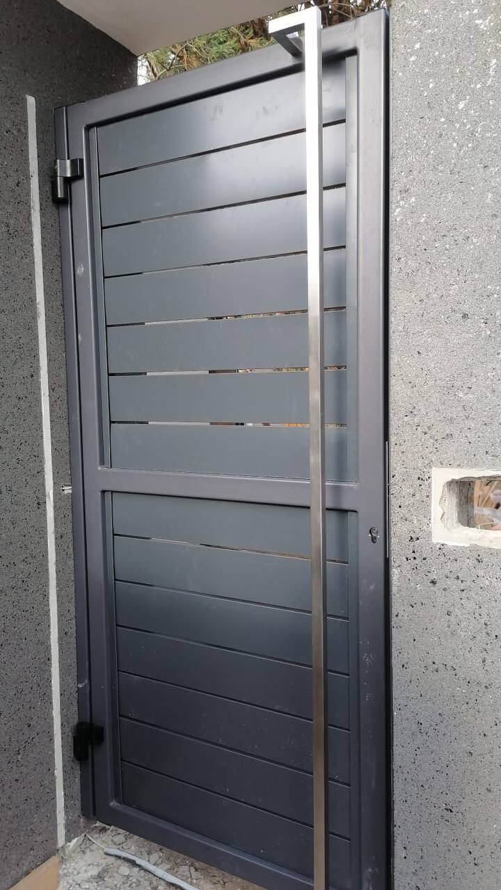 Забор-ранчо из металлопланкена 36м RAL7024 Серый Графит фото 5 в Астрахани