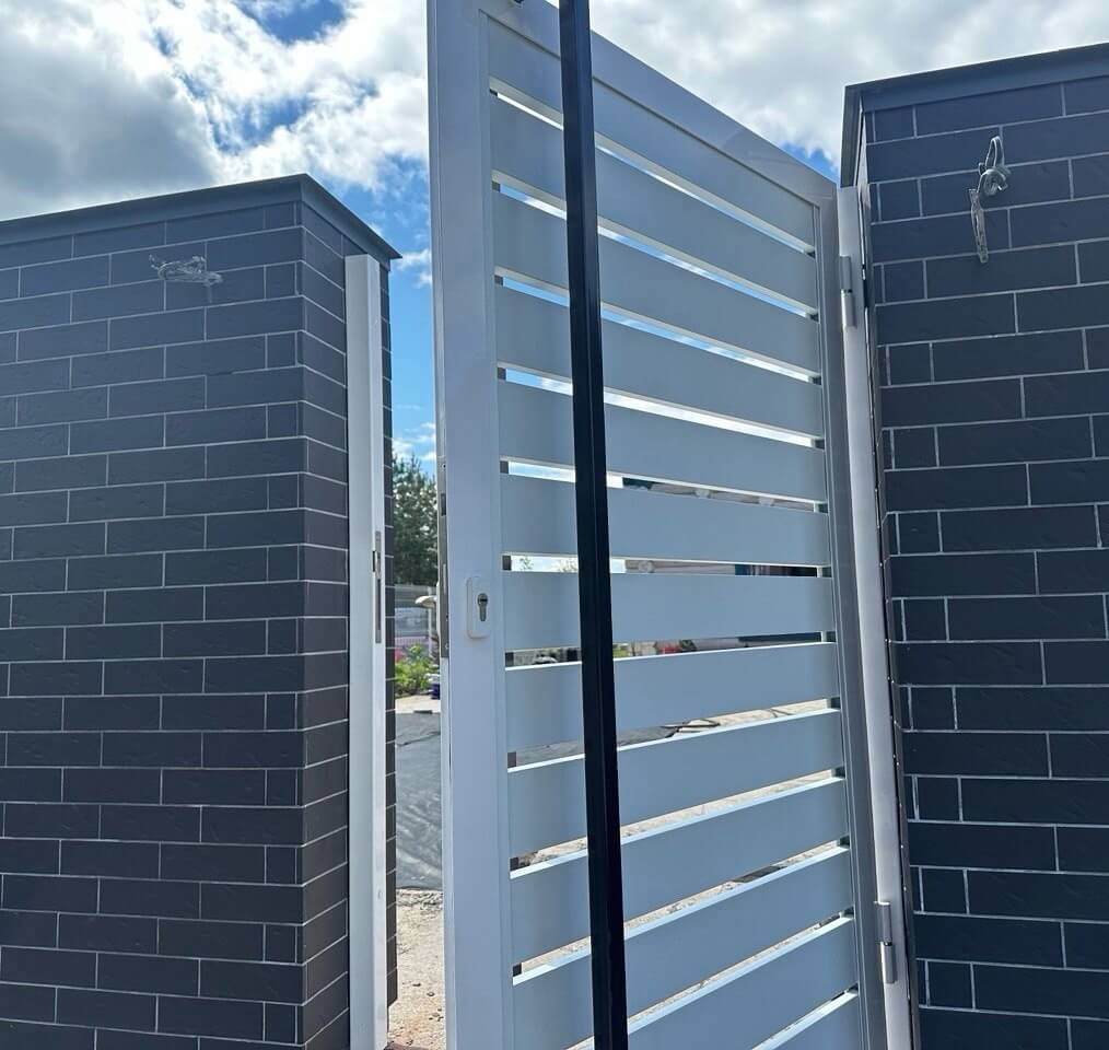 Калитка из металлопланкена RAL9003 Белый фото 1 в Астрахани
