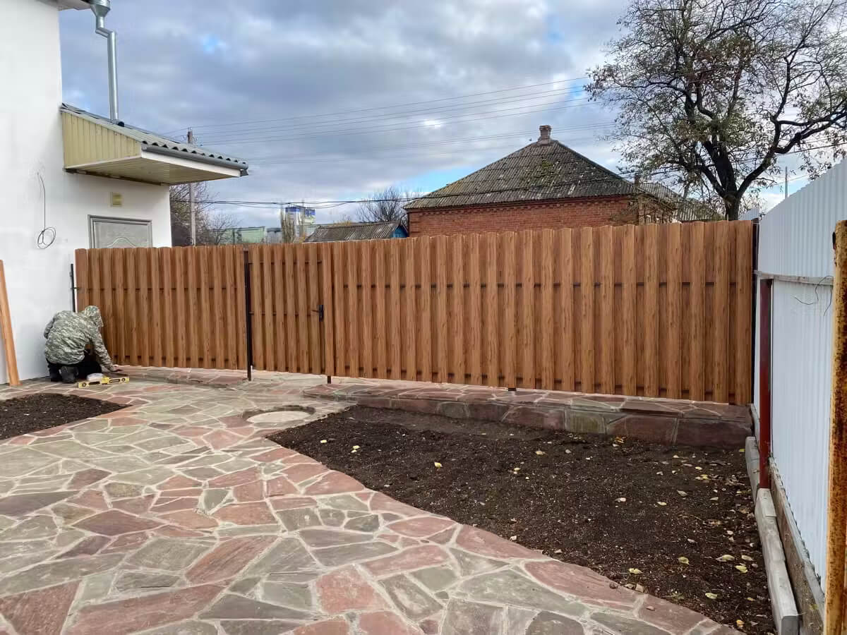 Забор из евроштакетника 7м Кипарис 2хPrintech двусторонний в Астрахани