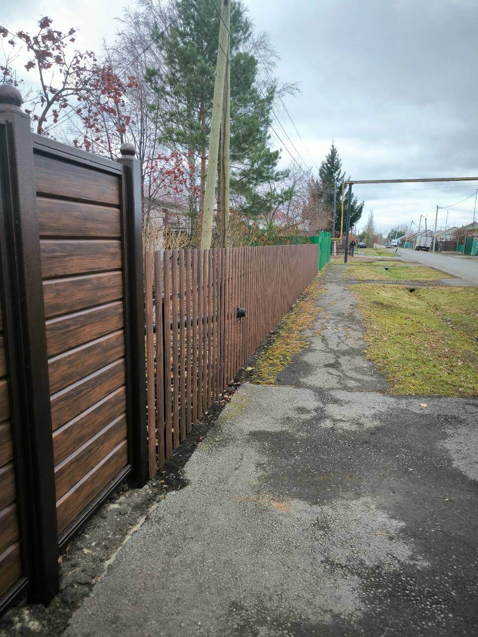 Забор из металлосайдинга Евро-Брус 46м Античное Дерево Принтек фото 3 в Астрахани