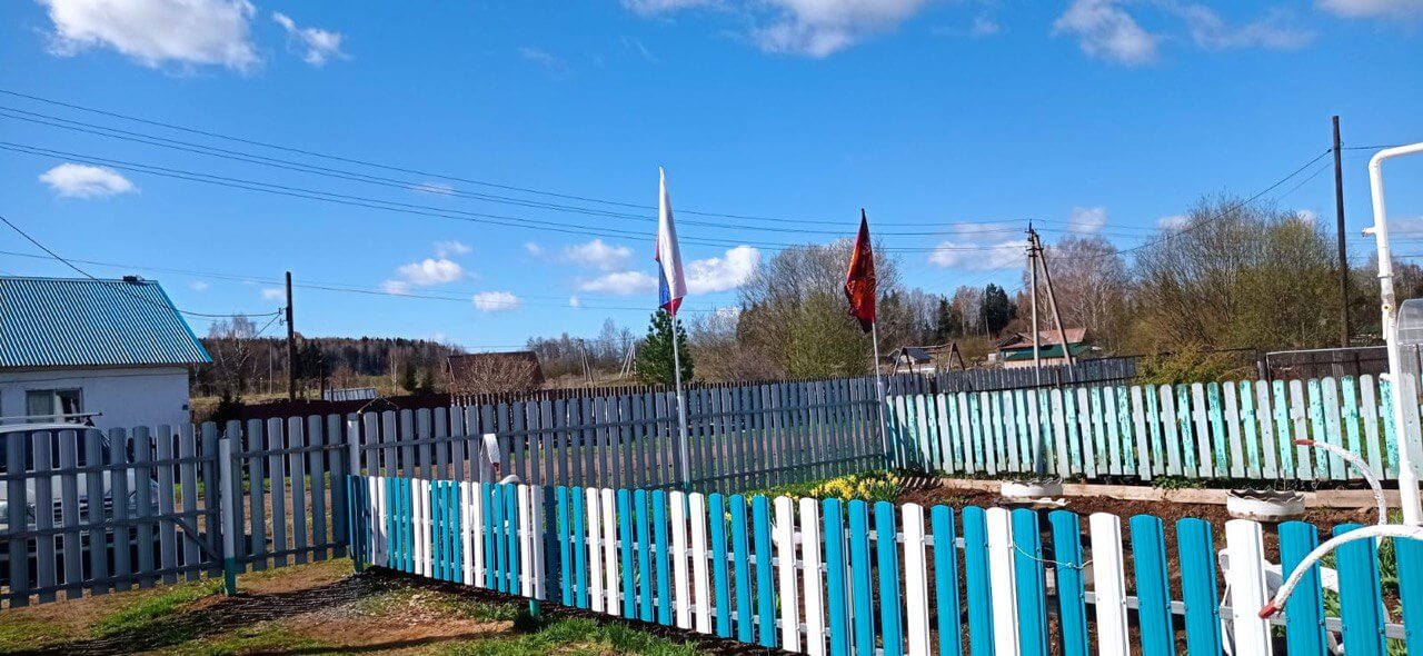 Забор из евроштакетника 16м RAL5021 Морская Волна, RAL9003 Белый фото 3 в Астрахани