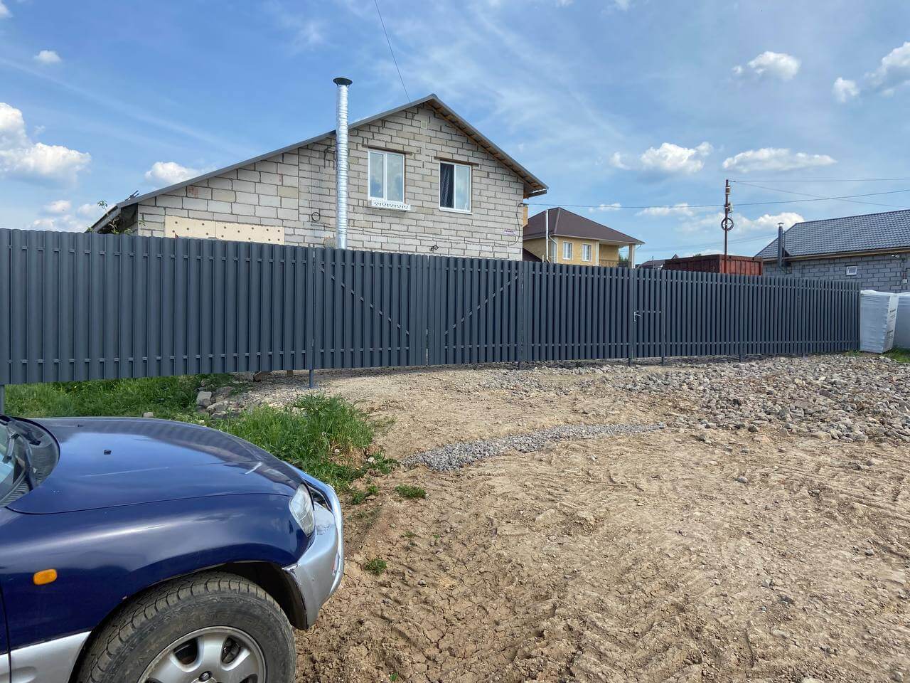 Забор из евроштакетника 16м RAL7024 Серый Графит фото 5 в Астрахани