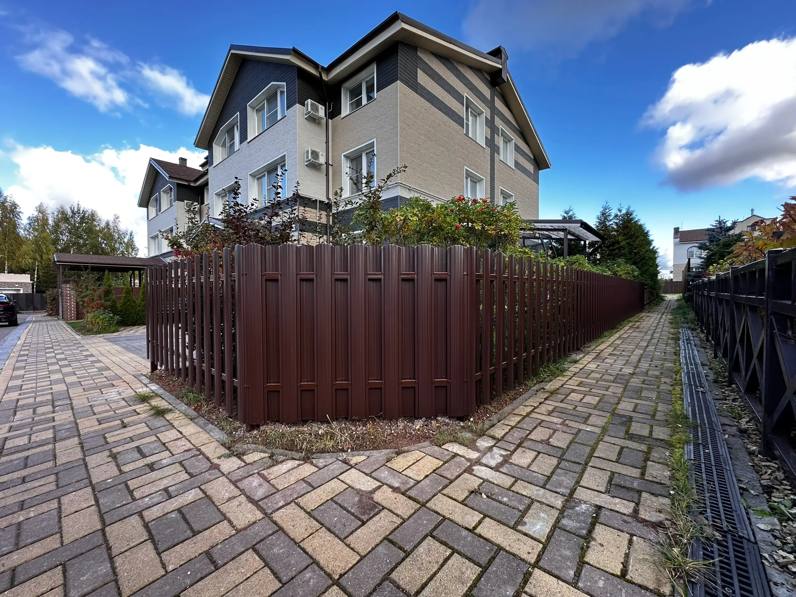 Заборчик из евроштакетника 18м RAL8017/8017 Шоколад двусторонний фото 1 в Астрахани